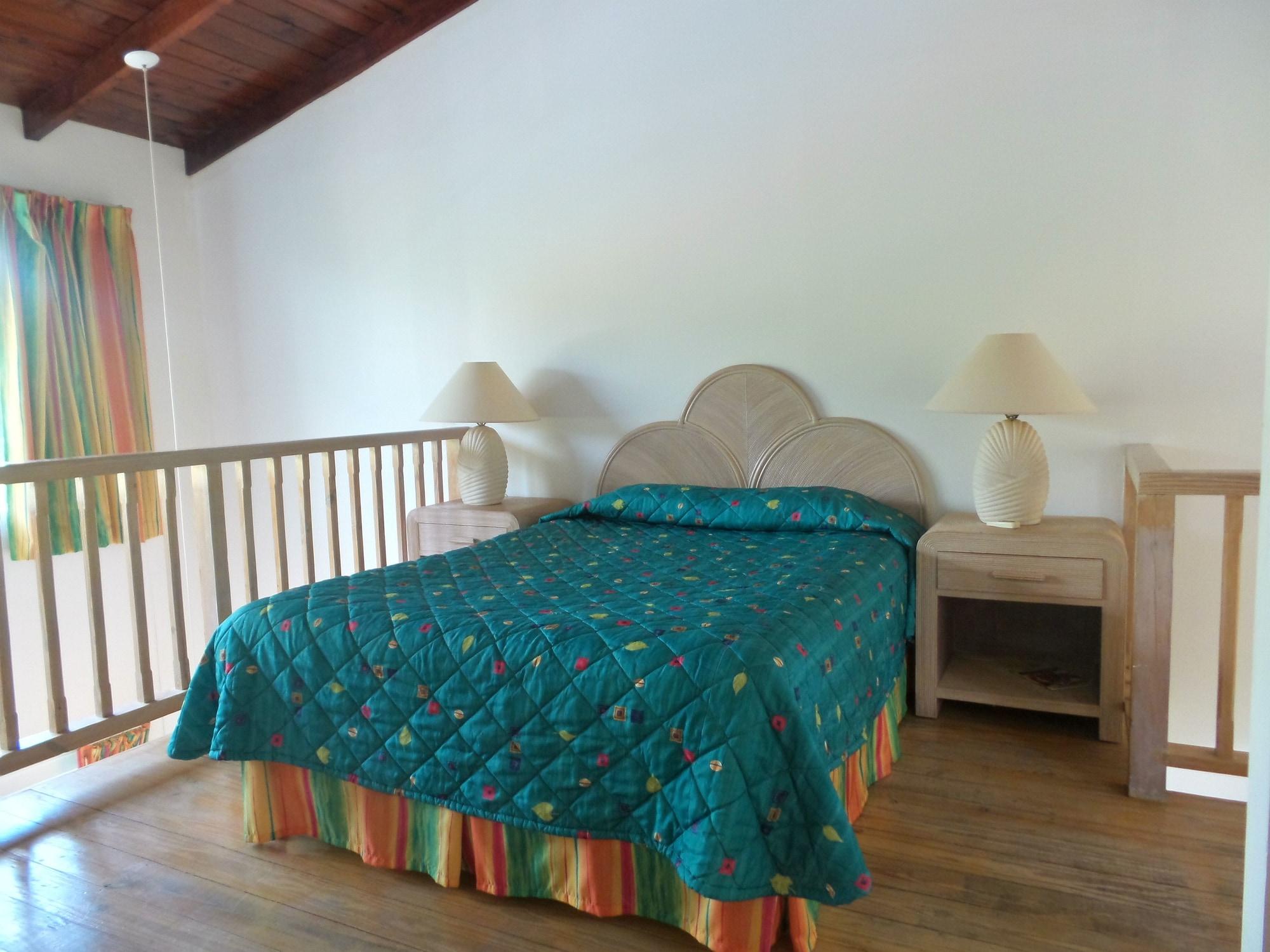Dickenson Bay Cottages Cedar Grove Zewnętrze zdjęcie