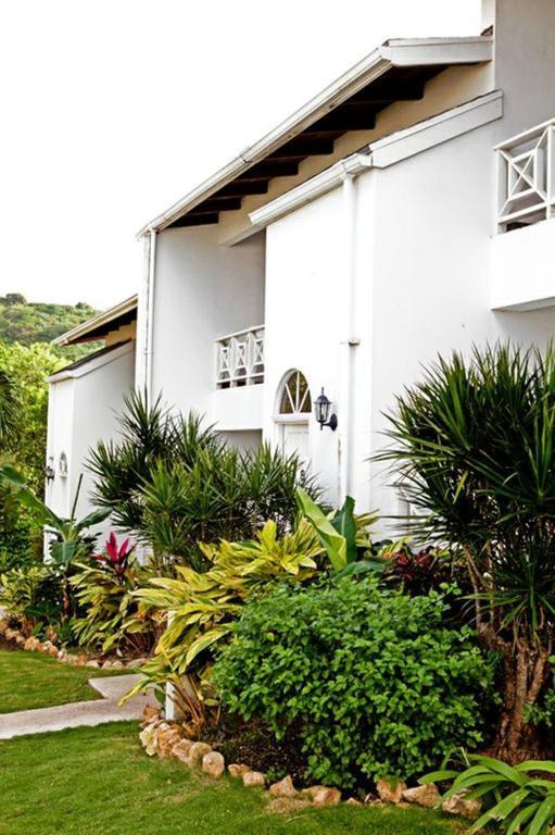 Dickenson Bay Cottages Cedar Grove Zewnętrze zdjęcie